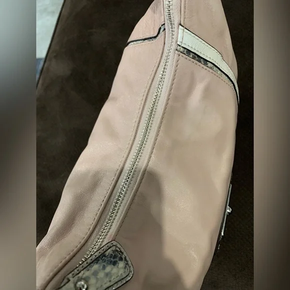 Coach shoulder bag - Picture 10 of 15